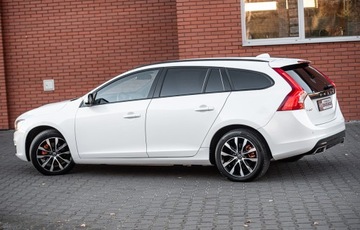 Volvo V60 I Kombi Facelifting 2.0 D2 DRIVE-E 120KM 2018 VOLVO V60 2.0 D2 120PS Lift Serwis Navi Skóry Biała Perła Piękny Gwarancja!, zdjęcie 19