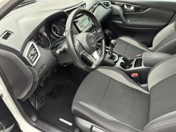 Nissan Qashqai II Crossover Facelifting 1.2 DiG-T 115KM 2018 Nissan Qashqai Przebieg 82 tys. km Ledy Po-lift, zdjęcie 11