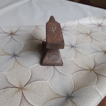 СТАРАЯ МАЛЕНЬКАЯ НАКОВАЛЬНЯ.НАКОВАЛЬНЯ