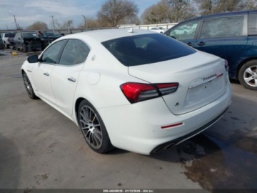 Maserati Ghibli III 2021 Maserati Ghibli S Granlusso 2021 3.0 Benzyna 424KM, zdjęcie 3