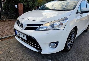 Toyota Verso Minivan Facelifting 1.8 Valvematic 147KM 2016 Toyota Verso Toyota Verso 1.8 7-Sitzer Life 1.8 Benzyna 147KM, zdjęcie 6