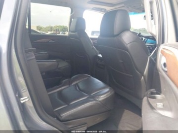 Cadillac Escalade III 2019 Cadillac Escalade Premium Luxury 2019 6.2l 6.2 Benzyna 420KM, zdjęcie 12