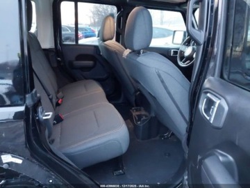 Jeep Wrangler IV 2024 Jeep Wrangler 4-Door Willys 2024 3.6 Benzyna 285KM, zdjęcie 12