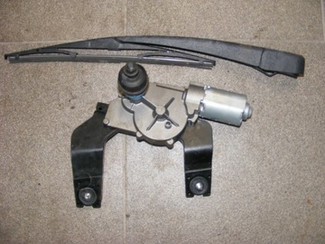 HYUNDAI I30 SILNICZEK WYCIERACZKI TYLNEJ TYŁ HB 08