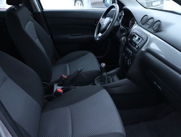 Suzuki Vitara III SUV 1.6 VVT 120KM 2017 Suzuki Vitara 1.6 VVT, Salon Polska, Serwis ASO, zdjęcie 8