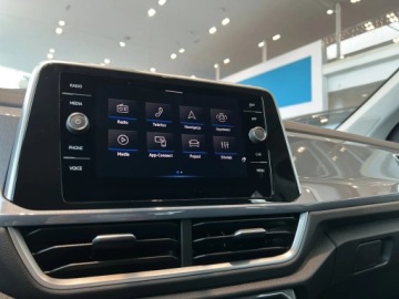 Volkswagen T-Roc I SUV Facelifting 1.5 TSI ACT 150KM 2025 Volkswagen T-Roc Style 1.5 TSI 150 KM DSG, zdjęcie 16