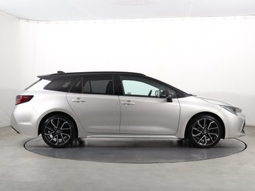 Toyota Corolla XII TS Kombi 1.2 Turbo D-4T 116KM 2020 Toyota Corolla 1.2 Turbo, Salon Polska, zdjęcie 5