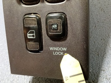 HYUNDAI TRAJET PANEL SKEL LEVÝ PŘEDNÍ 620W03030