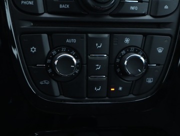 Opel Astra J Sports Tourer Facelifting 1.6 CDTI  136KM 2015 Opel Astra 1.6 CDTI, Salon Polska, Serwis ASO, zdjęcie 15