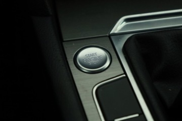 Volkswagen Passat B8 Variant 1.4 TSI BlueMotion Technology ACT 150KM 2017 VW Passat 1.4 TSI, Salon Polska, Navi, Klima, zdjęcie 15