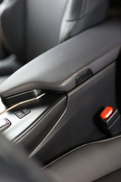 Lexus UX 2024 Lexus UX 300h F Sport Design AWD 2.0 Hybryda 152KM, zdjęcie 33