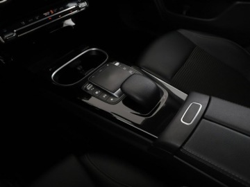 Mercedes CLA C118/X118 Shooting Brake 2.0 200d 150KM 2021 Mercedes CLA 200 Historia serwisowa Automat Full, zdjęcie 29