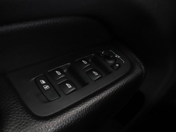 Volvo XC60 II Crossover T8 Twin Engine 390KM 2020 Volvo XC 60 PHEV skóra el. fotele full LED navi, zdjęcie 37