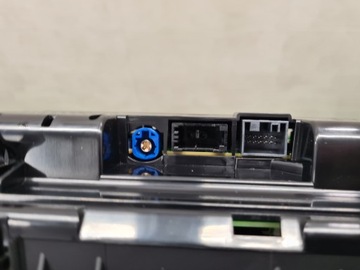 BMW F45 F46 F48 PŘÍSTROJOVÁ DESKA BUDÍKY 6847117