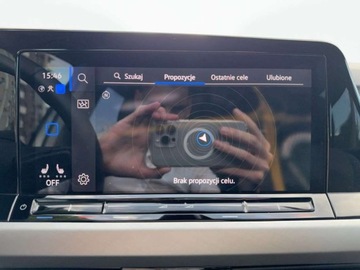 Volkswagen Golf VIII Variant 1.5 eTSI 150KM 2023 Volkswagen Golf VW GOLF VARIANT VIII Webasto Ambient CarPlay 1.5 Benzyna, zdjęcie 18