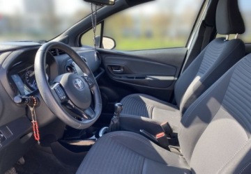 Toyota Yaris III Hatchback 5d Facelifting 2017 1.5 Dual VVT-iE 111KM 2019 Toyota Yaris 1.5 Selection ASO 1szy wlasciciel Salon PL Toyota Mikolaj, zdjęcie 12