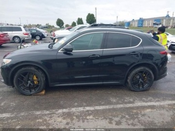 Alfa Romeo Stelvio SUV 2.0 Turbo 280KM 2018 Alfa Romeo Stelvio 2018 ALFA ROMEO STELVIO TI AWD 2.0 Benzyna 280KM, zdjęcie 11