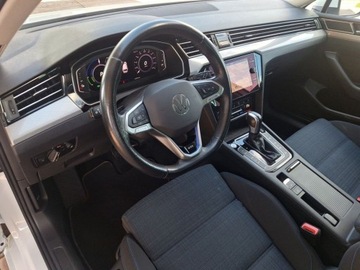 Volkswagen Passat B8 2021 Volkswagen Passat Variant GTE ASO 1.4TSI 218KM bezwyp. pakiety AppConnect, zdjęcie 18