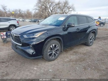 Toyota Highlander III 2022 Toyota Highlander 2022r., XLE, od ubezpieczalni 3.5 Benzyna 295KM, zdjęcie 2