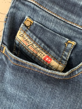 DIESEL SKINZEE ŚLICZNE SPODNIE JEANSOWE RURKI 31/34 !!