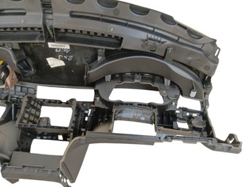 DESKA ROZDĚLOVAČE KONZOLA KOKPIT SKODA SUPERB II (2008-2013) EVROPA