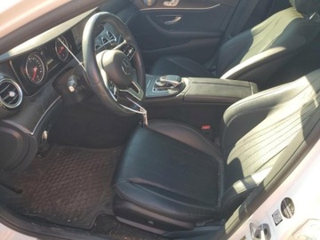 Mercedes Klasa E W213 2019 Mercedes-Benz Klasa E 2019 MERCEDES-BENZ E 300 4MATIC 2.0 Benzyna 255KM, zdjęcie 7