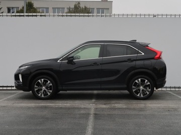 Mitsubishi Eclipse Cross SUV 1.5 T 163KM 2018 Mitsubishi Eclipse Cross 1.5 T-MIVEC, zdjęcie 2