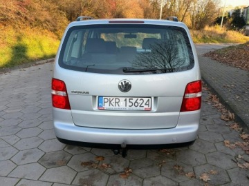 Volkswagen Touran I 1.6 102KM 2006 Volkswagen Touran 1.6 Benzyna 7osób, zdjęcie 4