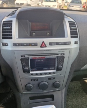 Opel Zafira B 1.8 ECOTEC 140KM 2013 Opel Zafira Automat 1.8 Benzyna 140KM, zdjęcie 10