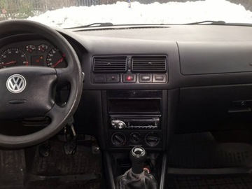 Volkswagen Golf IV 2001 Volkswagen Golf WSPOMAGANIE, KOŁA ZIMOWE, zdjęcie 4