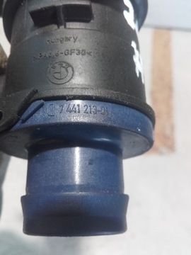 BMW 3 F30 ČERPADLO VODY 7441213 330E 2.0 TB