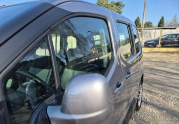 Citroen Berlingo III Osobowy M 1.2 PureTech 110KM 2019 Citroen Berlingo NaviParktronikTempomatLed 1.2 Benzyna 110KM, zdjęcie 8