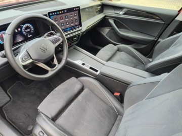 Volkswagen Passat B8 Variant Facelifting 1.5 TSI EVO 150KM 2025 Volkswagen Passat serwis ASO 2.0TDI 150KM bezwypadkow gwarancja pakiety ka, zdjęcie 12