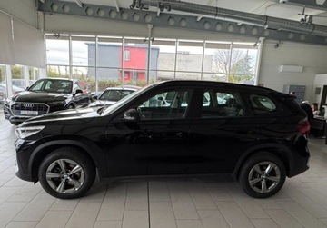 BMW X1 U11 Crossover 1.5 18i 136KM 2023 BMW X1 nowy model, skora perforowana 1.5 Benzyna 136KM, zdjęcie 11