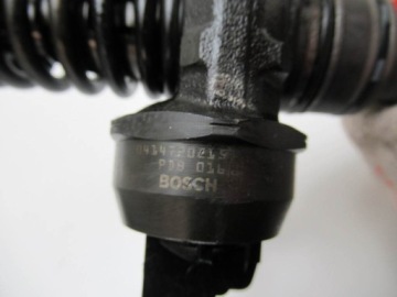 БЛОК ИНЖЕКТОРОВ VW Golf V 1.9TDI 038130073AG