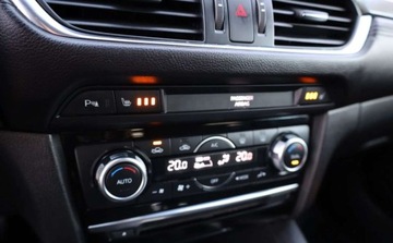 Mazda 6 III Kombi 2.0 SKYACTIV-G 165KM 2015 Mazda 6 Mazda 6 2.0 Exclusive-Line 2.0 Benzyna 165KM, zdjęcie 9