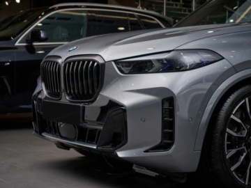 BMW X5 G05 SUV Facelifting 3.0 30d 298KM 2026 BMW X5 xDrive30d Sport Suv 3.0 (298KM) 2026, zdjęcie 4