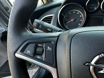 Opel Astra J Hatchback 5d 1.4 Turbo ECOTEC 140KM 2012 Opel Astra 1.4-140KM Nowy silnik świeżo, zdjęcie 8