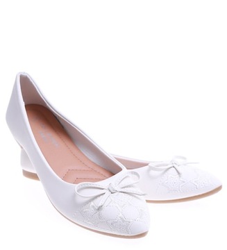 Białe damskie balerinki baleriny wiosenne buty z kokardką 14497 39