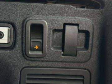 Volkswagen Touran III 1.5 TSI EVO 150KM 2022 Volkswagen Touran Touran, Ogrzewanie Postojowe, Hak, Asystenci, Kamera, 1.5, zdjęcie 32