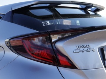 Toyota C-HR I Crossover Facelifting 1.8 Hybrid 122KM 2023 Toyota C-HR Toyota C-HR 1.8 Hybrid Comfort FV23 Gwarancja Salon PL, zdjęcie 11