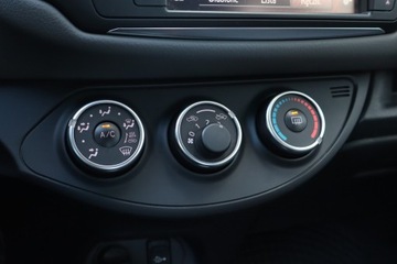 Toyota Yaris III Hatchback 5d Facelifting 1.33 Dual VVT-i 99KM 2016 Toyota Yaris 1.33 Dual VVT-i, Salon Polska, Klima, zdjęcie 15