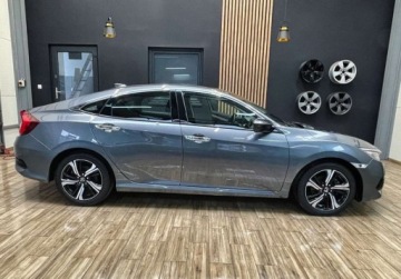 Honda Civic X Sedan 4d 1.5 VTEC Turbo 182KM 2018 Honda Civic 1.5 TURBO kamera 182KM gwarancja bezwypadkowy MANUAL 44 000, zdjęcie 5