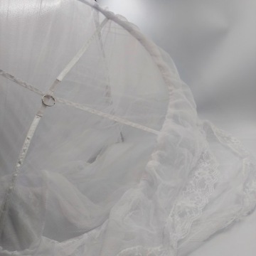 БЕЛАЯ МОСКИТНАЯ СЕТКА С КРУЖЕВОМ 60СМ