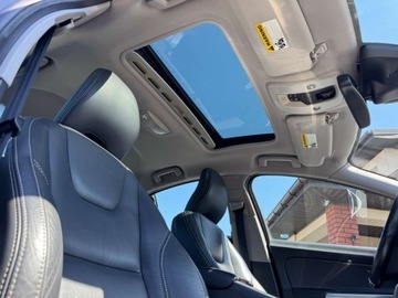 Volvo S60 II Sedan 3.0 T6 304KM 2012 Volvo S60 3.0 Benz T6 R-DESIGN Bogata Wersja 3.0 Benzyna 304KM, zdjęcie 21