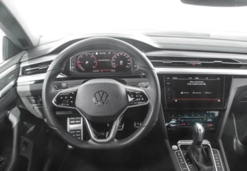 Volkswagen Arteon Fastback Facelifting 2.0 TDI 200KM 2023 Volkswagen Arteon 2.0 TDI 200KM R-LINE DSG Kamera 360 App Connect 2.0 200KM, zdjęcie 21