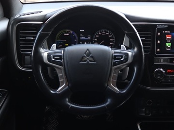 Mitsubishi Outlander III 2019 Mitsubishi Outlander 2.4 PHEV, Serwis ASO, 4X4, zdjęcie 19