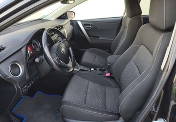 Toyota Auris II 2015 Toyota Auris Toyota Auris 1.8 Hybryda 99KM, zdjęcie 12