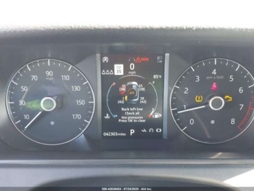 Land Rover Range Rover Velar 2020 Land Rover Range Rover Velar p250 r-dynamic s, 2020r., 4x4, 2.0L 2.0 247KM, zdjęcie 10