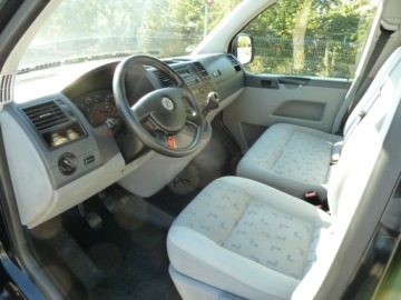 Volkswagen Caravelle T5 T5 Multivan 2.0 i 115KM 2009 Volkswagen Caravelle WERSJA LONG9-CIO MIEJSCOWABENZYNAGAZHAK HOLOWNICZY, zdjęcie 5